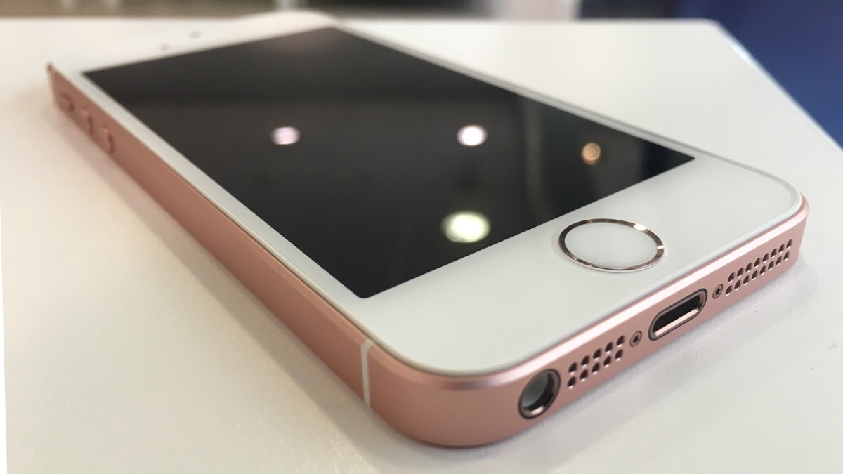 Apple hints that the iPhone SE 4 is closer than ever