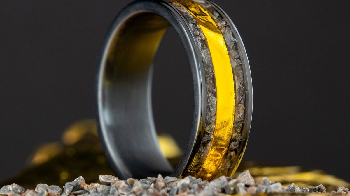 Piece of Apollo 11 spacecraft ‘lands’ in moon meteorite-lined wedding ring