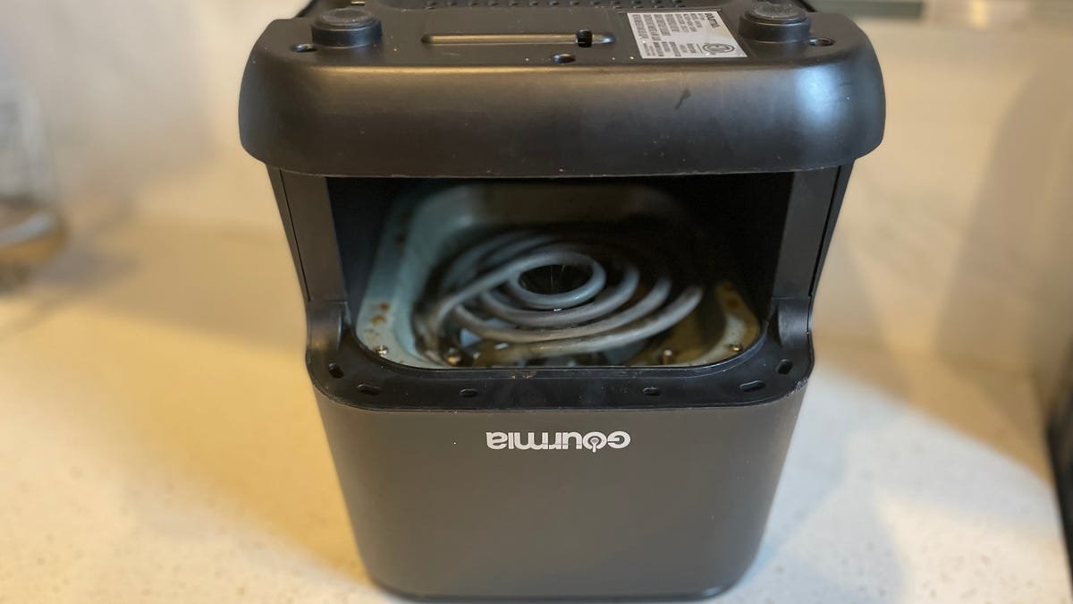 The Air Fryer Cleaning Tips Will Ensure a Safer and More Effective Experience