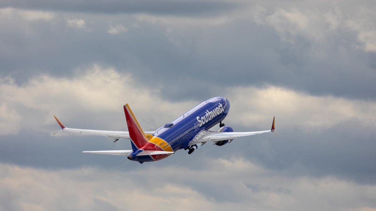 Best Travel Tuesday deals: Big sales at Southwest, JetBlue, and Expedia