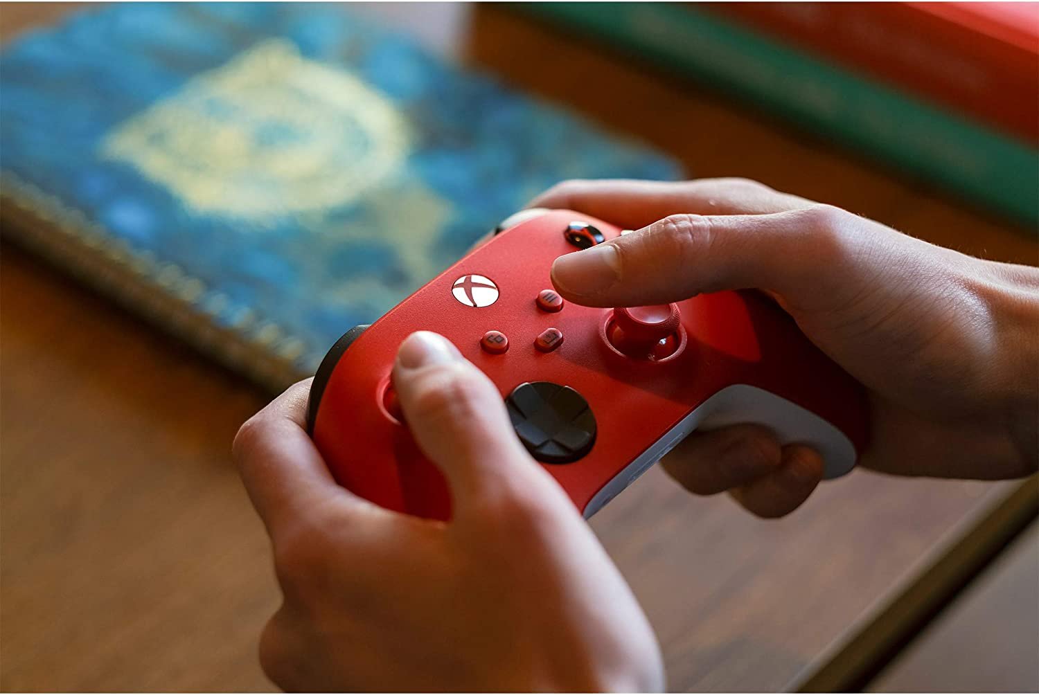 Amazon’s selling Xbox controllers super cheap this Boxing Day