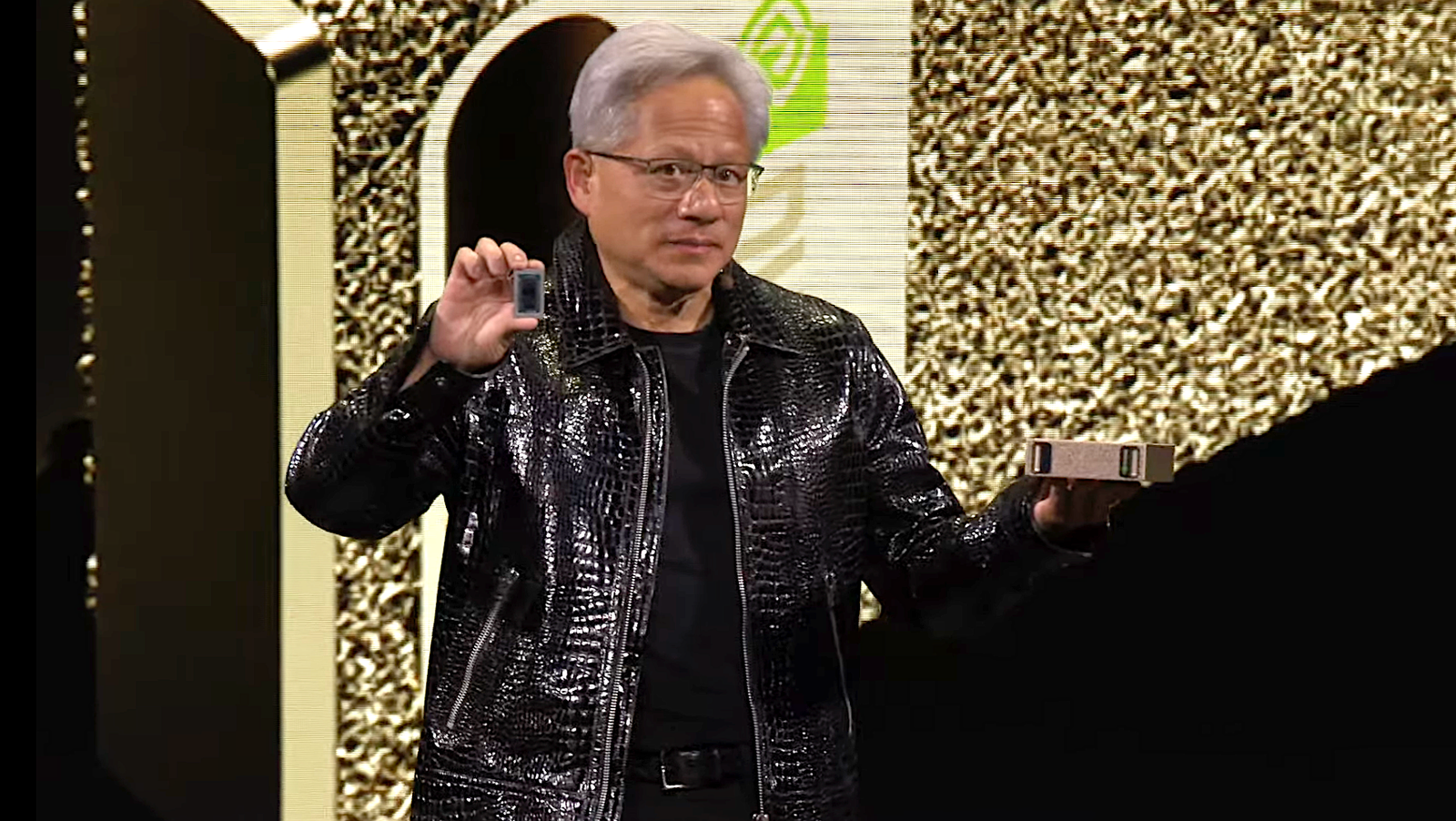 Nvidia debuts Project DIGITS, a palm-sized AI supercomputer that can sit on any desk