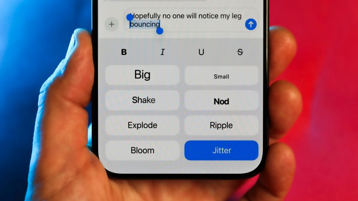 These 8 New Texting Features in iOS 18.2 Will Make Your iPhone Texts Sizzle