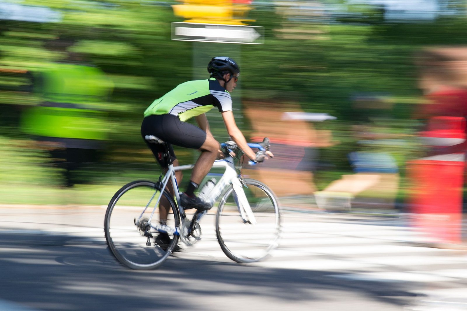 3 Easy Ways to Add Motion Blur to Photos (No Software Required)