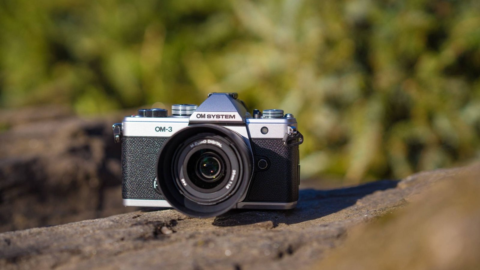 OM SYSTEM Launches OM-3 MFT Camera: A Classic Look with Modern Tech