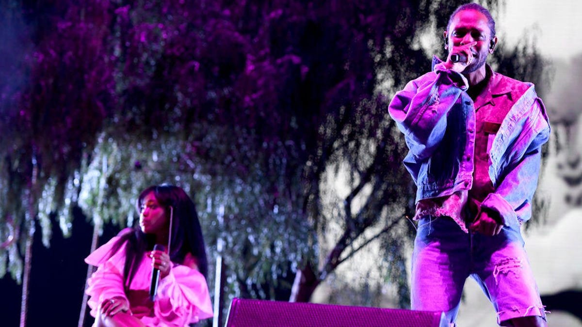 Super Bowl 2025: How to Watch the Kendrick Lamar and SZA Halftime Show