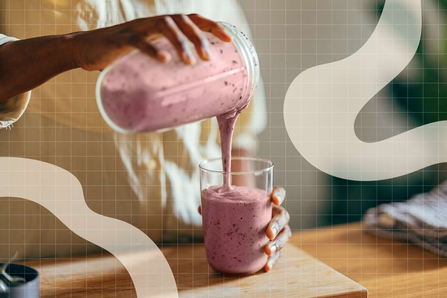 The #1 High-Fiber Upgrade to Add to Your Smoothies, According to Gut Health Experts