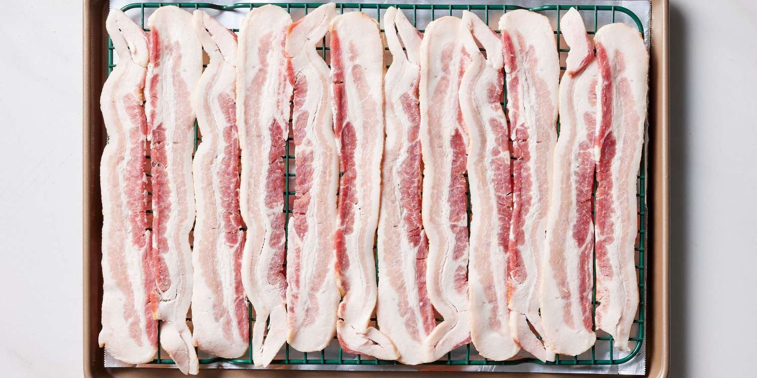 Toss Your Bacon Immediately If You Notice These Signs